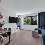 Ela Apartment Makarska