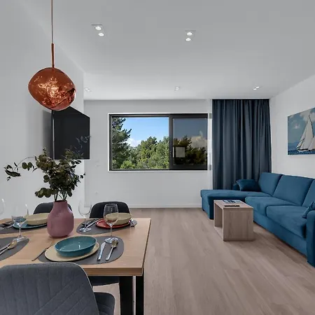 Ela Apartman